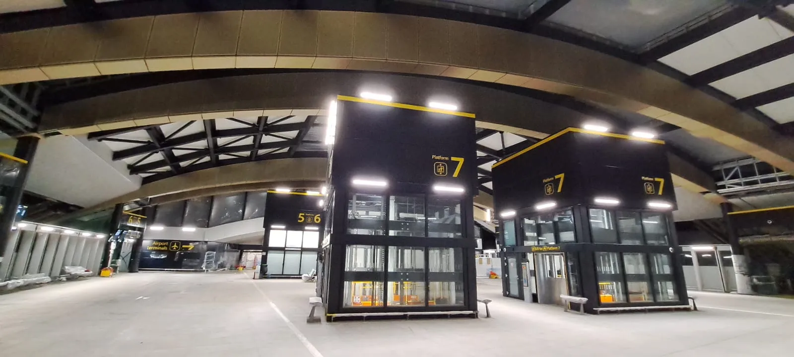 Gatwick Train Station extension — construction project by Lasckos