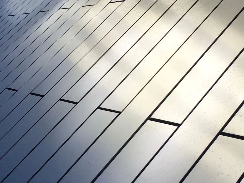 The Wave construction progress image from Lasckos