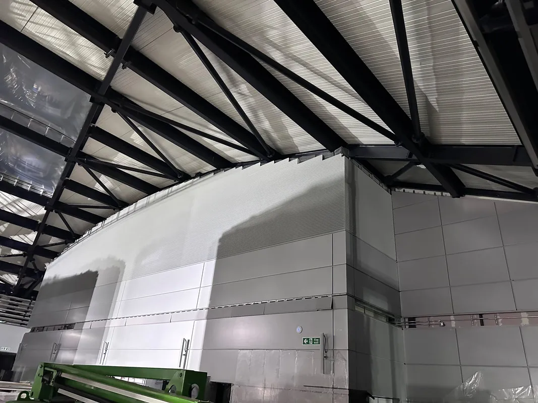 Gatwick Train Station extension construction progress image from Lasckos